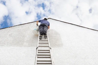 Peinture extérieure à Pleuville — façades et ravalement